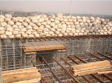 碗扣式鋼管腳手架●施工過程出現的問題解析